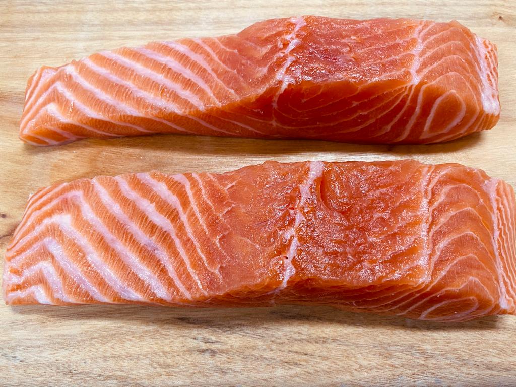 FROZEN SALMON PORTIONS 2 PIECES PER PACK